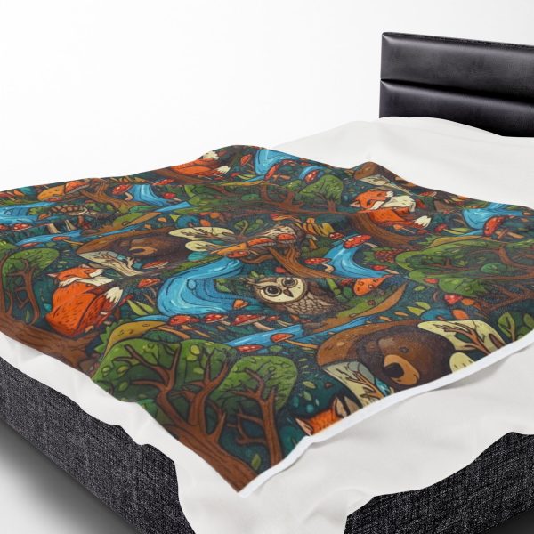 Nature-Inspired Velveteen Plush Blanket, Cozy Forest Animals Throw, Gift for Wilderness Lovers, Camping - Image 5