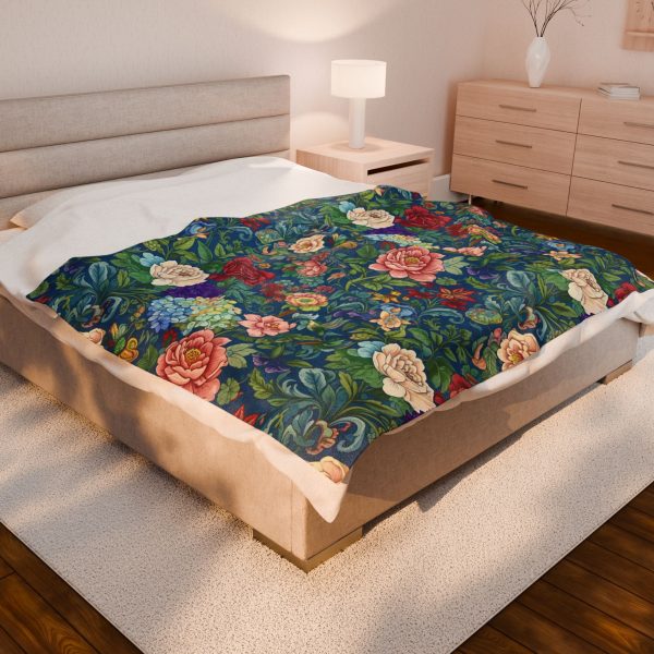 Floral Velveteen Blanket, Cozy Home Decor, Warmth Gift, Living Room Comfort, Bedroom Aesthetic - Image 2