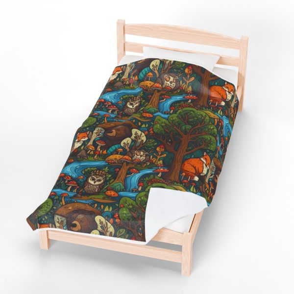 Nature-Inspired Velveteen Plush Blanket, Cozy Forest Animals Throw, Gift for Wilderness Lovers, Camping - Image 3